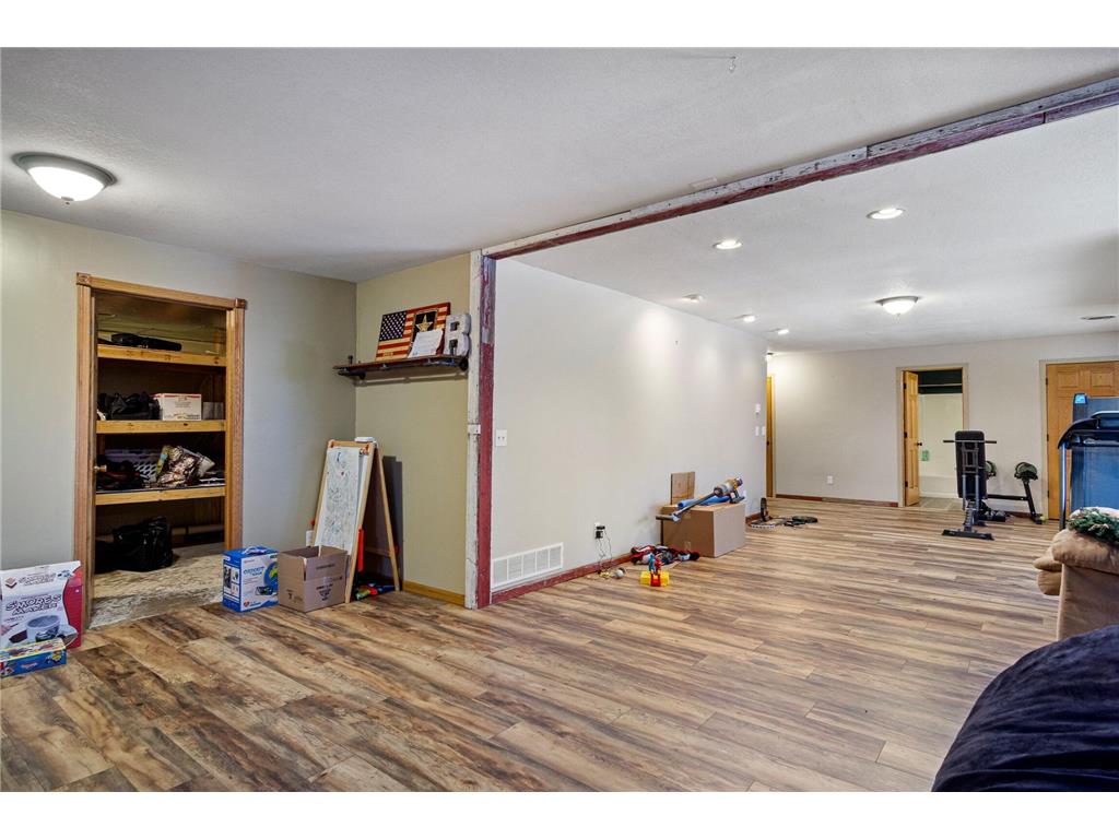 2447 50th Avenue Eau Galle WI 54028 6821707 image41