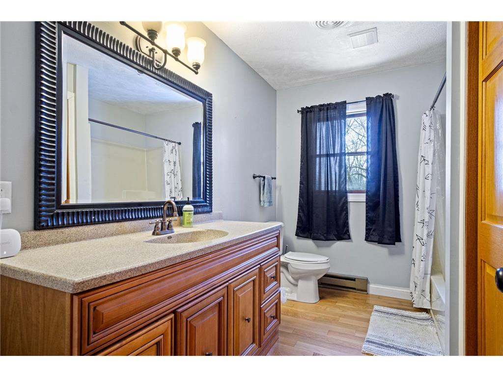 2447 50th Avenue Eau Galle WI 54028 6821707 image52