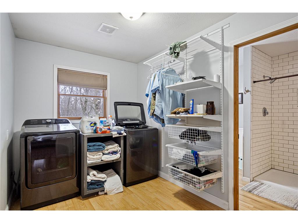 2447 50th Avenue Eau Galle WI 54028 6821707 image63