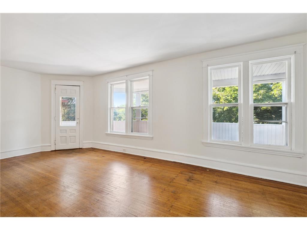 2447 Colfax Avenue S Minneapolis MN 55405 7068074 image12