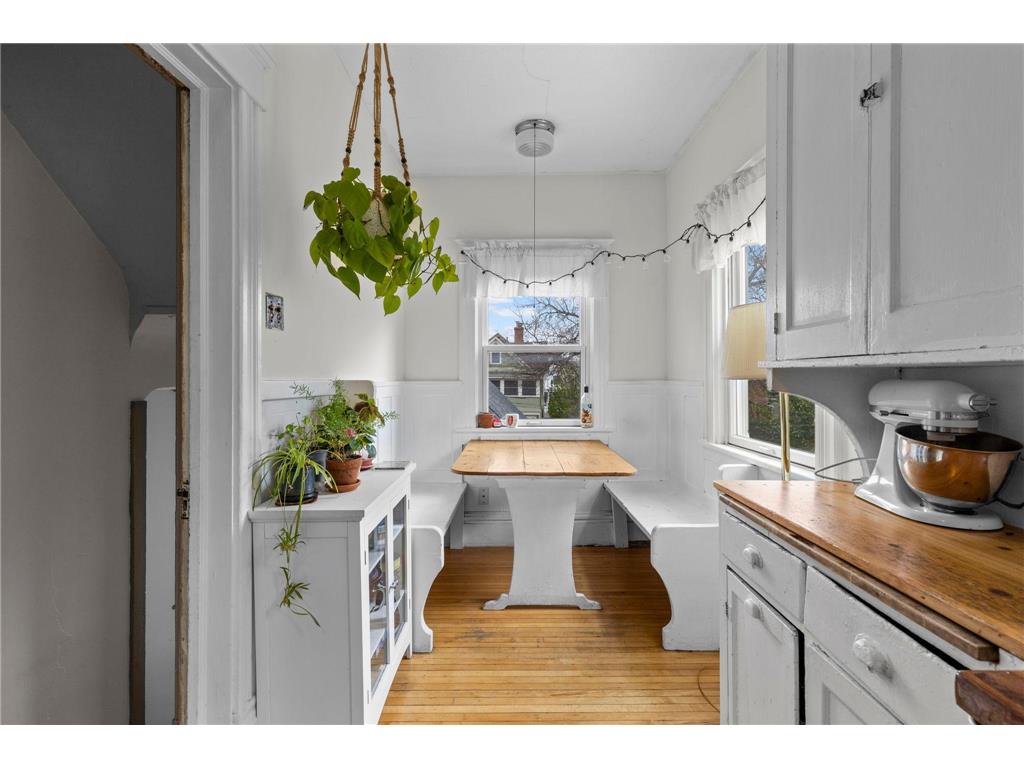 2447 Colfax Avenue S Minneapolis MN 55405 7068074 image20