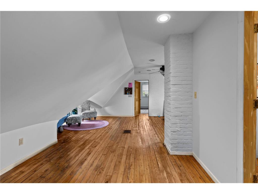2447 Colfax Avenue S Minneapolis MN 55405 7068074 image28