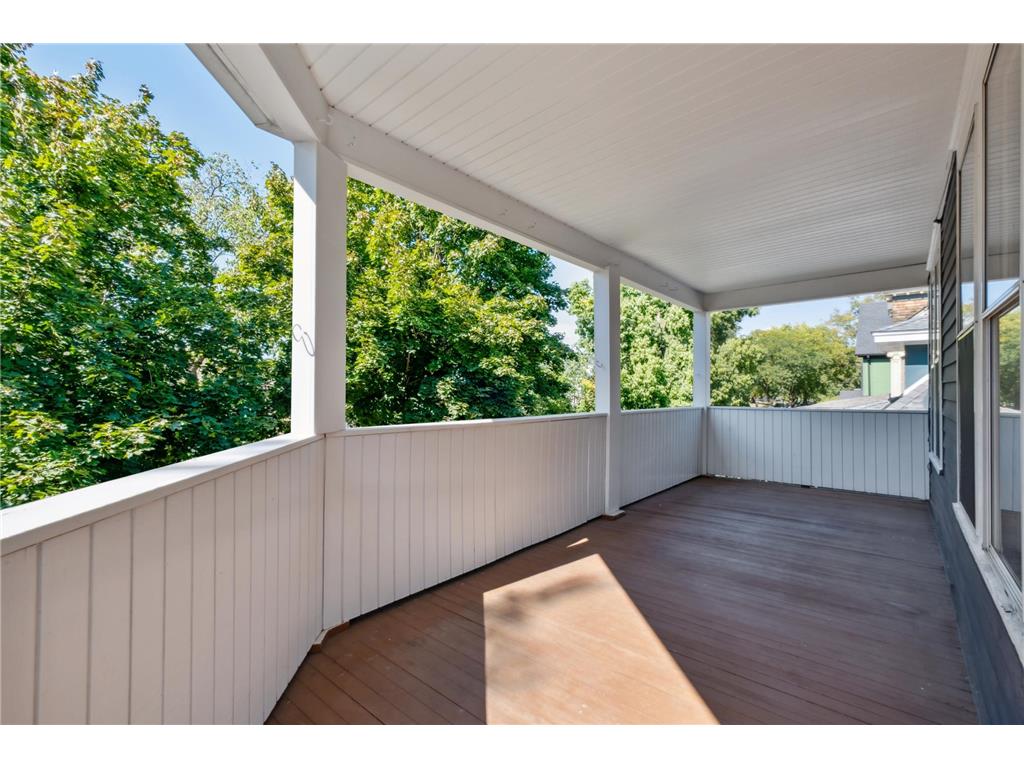 2447 Colfax Avenue S Minneapolis MN 55405 7068074 image35