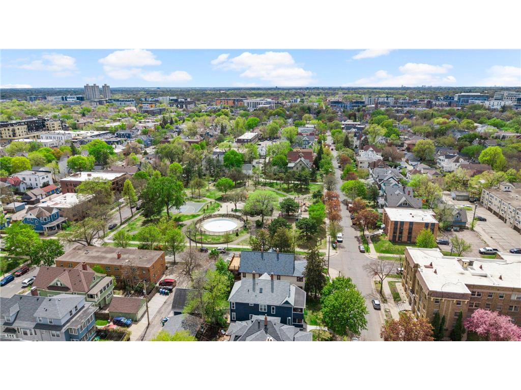 2447 Colfax Avenue S Minneapolis MN 55405 7068074 image42