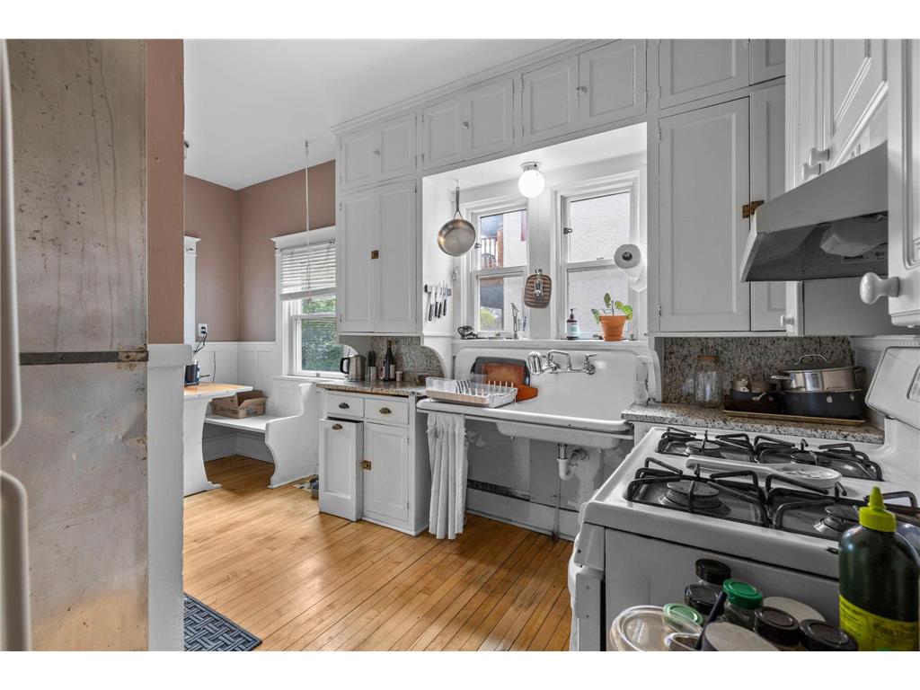 2447 Colfax Avenue S Minneapolis MN 55405 7068074 image5