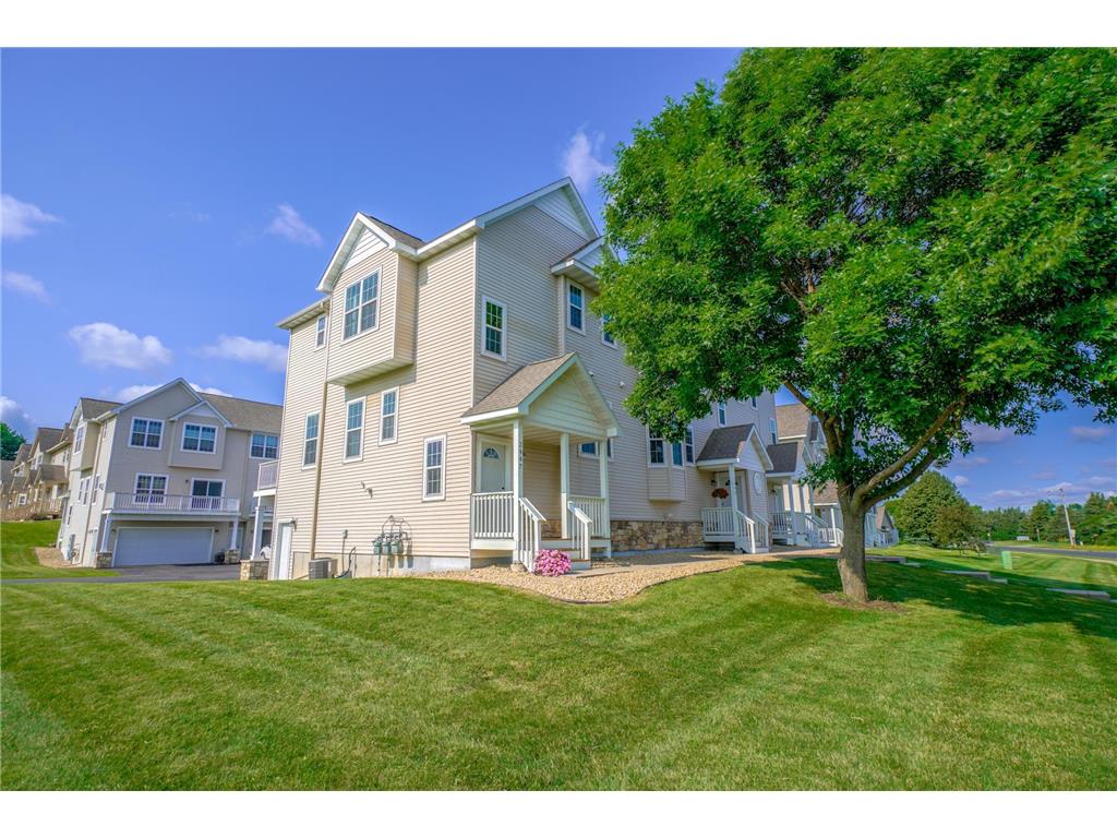 2447 Foxglove Circle #15 Hudson WI 54016 6452565 image1