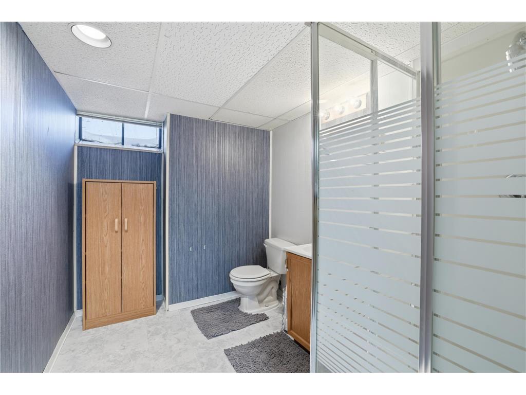 2447 Minnehaha Avenue E Maplewood MN 55119 7004068 image18