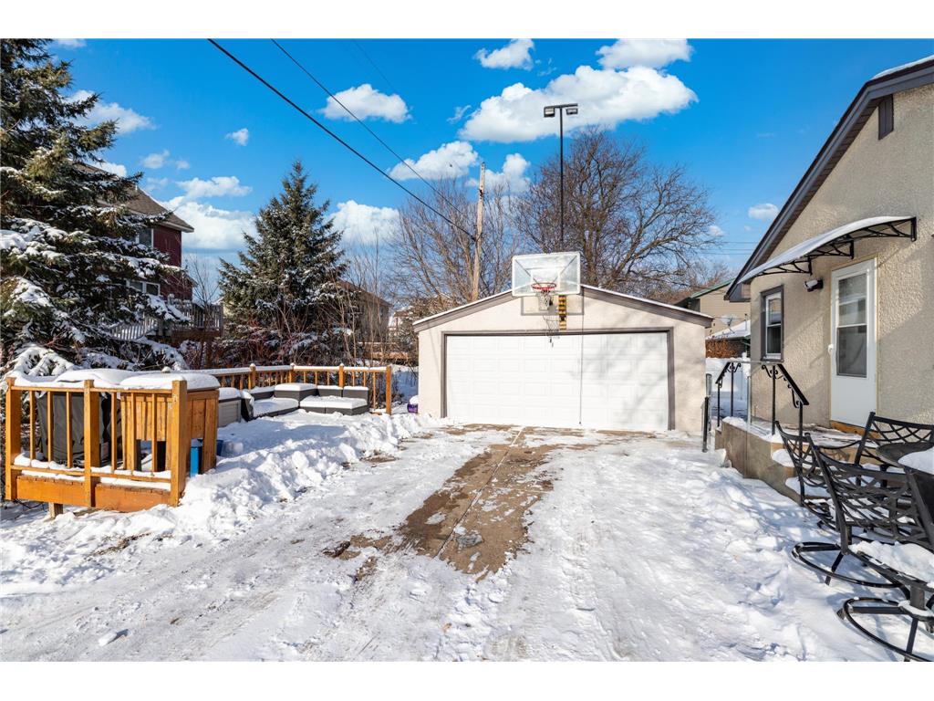 2447 Minnehaha Avenue E Maplewood MN 55119 7004068 image24