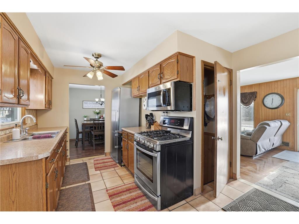 2447 Minnehaha Avenue E Maplewood MN 55119 7004068 image4