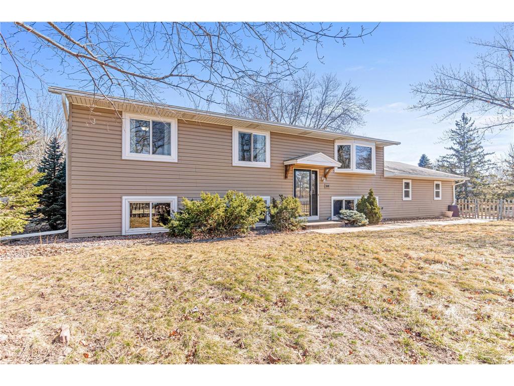 2449 Shryer Avenue E North Saint Paul MN 55109 6535571 image1