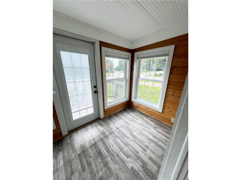 245 1st Avenue W Clear Lake WI 54005 7014175 image9