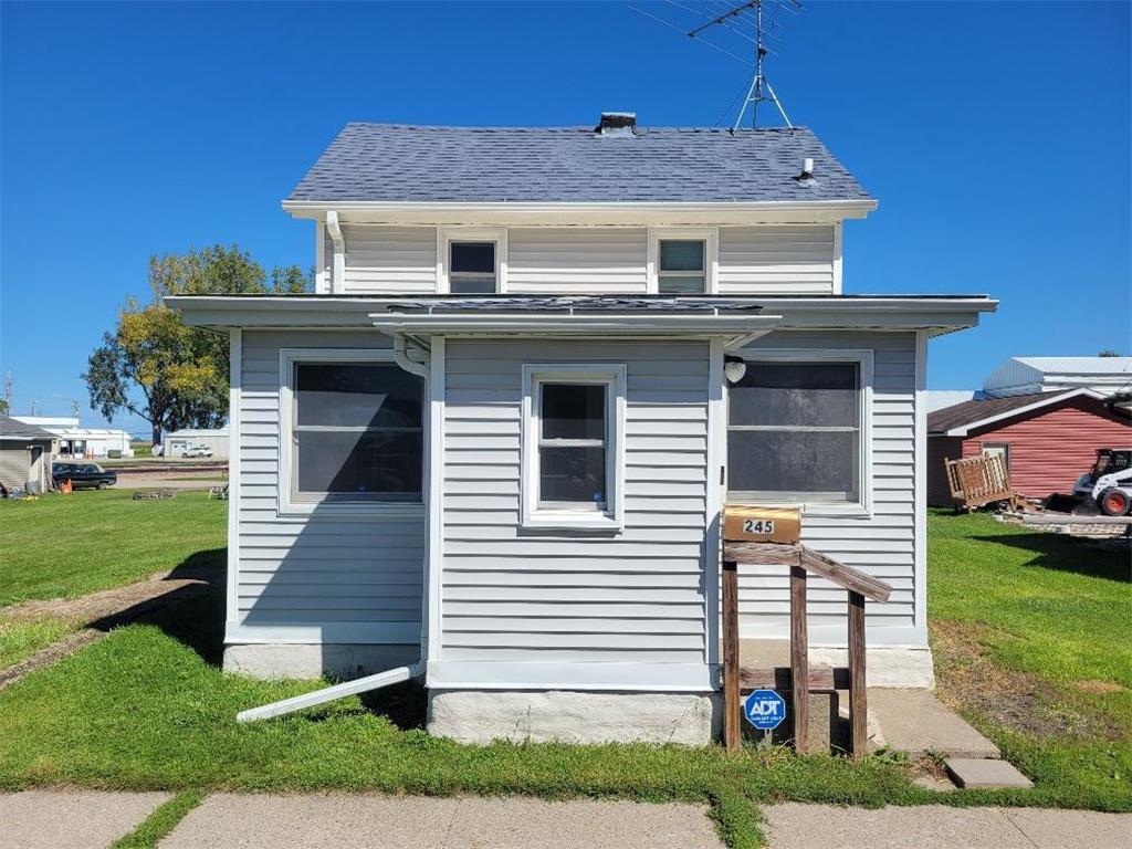 245 3rd Avenue SE Wells MN 56097 6778528 image2