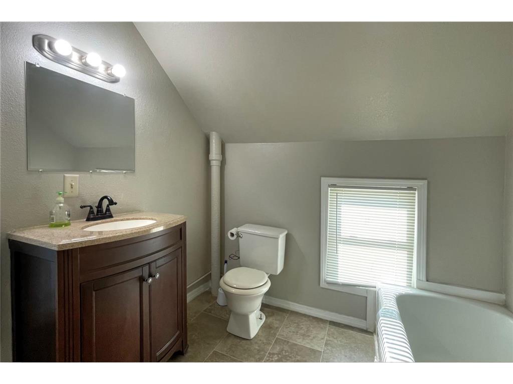 245 3rd Avenue SE Wells MN 56097 7052558 image19