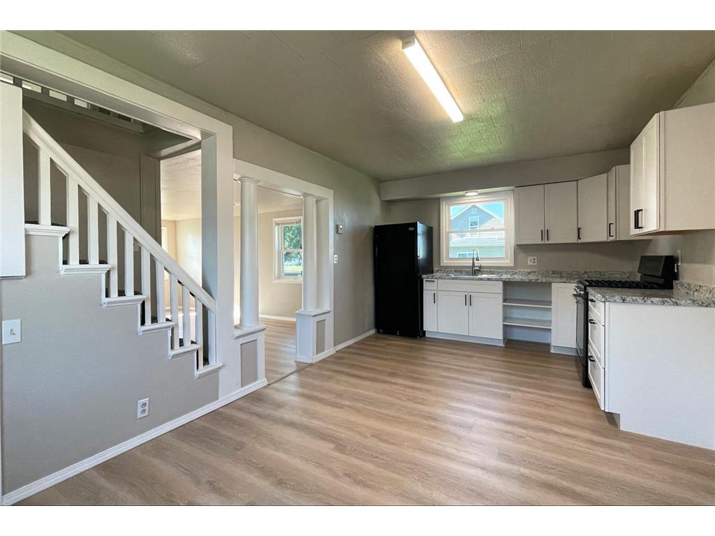245 3rd Avenue SE Wells MN 56097 7052558 image6