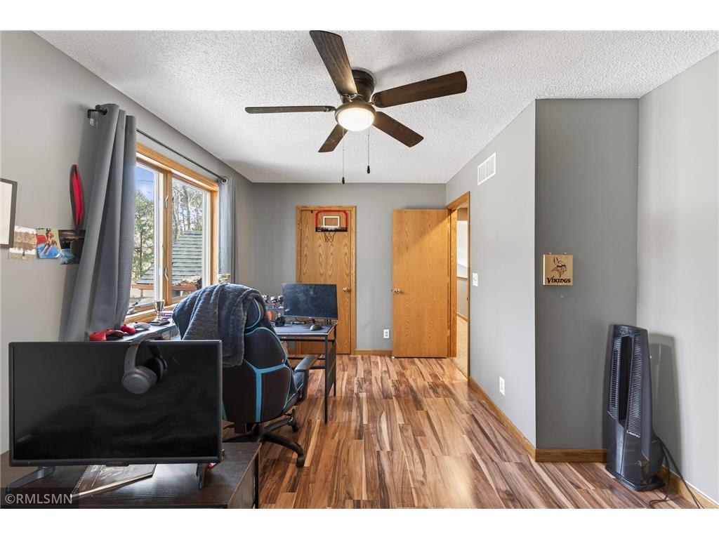 245 Dwinnell Avenue Mahtomedi MN 55115 7042152 image17