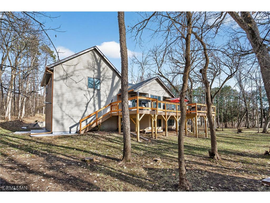 245 Dwinnell Avenue Mahtomedi MN 55115 7042152 image43