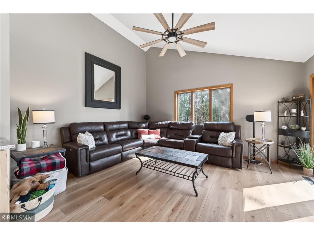 245 Dwinnell Avenue Mahtomedi MN 55115 7042152 image9