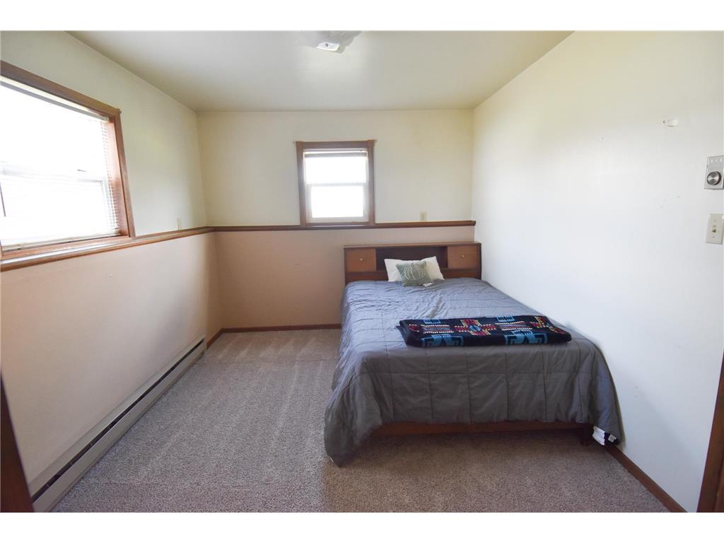 245 E Pleasant Avenue Warren MN 56762 7066635 image15