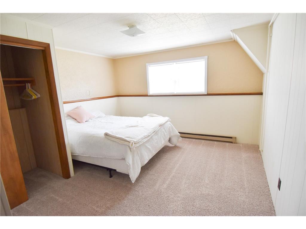 245 E Pleasant Avenue Warren MN 56762 7066635 image17