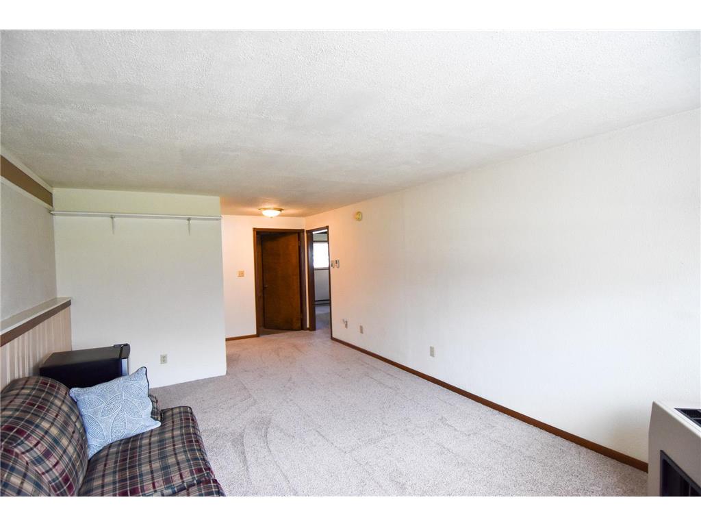 245 E Pleasant Avenue Warren MN 56762 7066635 image20