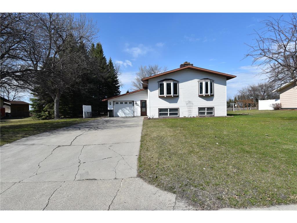 245 E Pleasant Avenue Warren MN 56762 7066635 image32