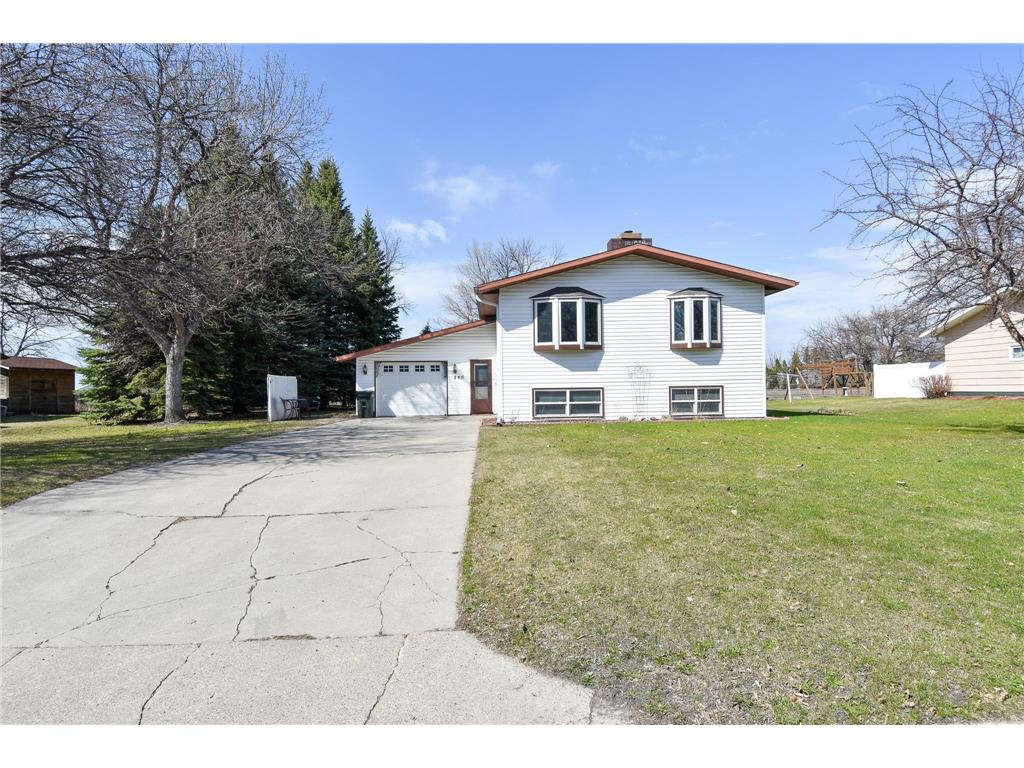 245 E Pleasant Avenue Warren MN 56762 7066635 image33
