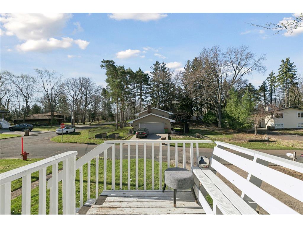 245 Iris Street Mahtomedi MN 55115 7056246 image3