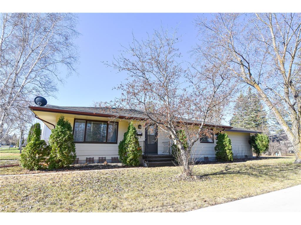 245 Kneale Avenue N Thief River Falls MN 56701 7012552 image1