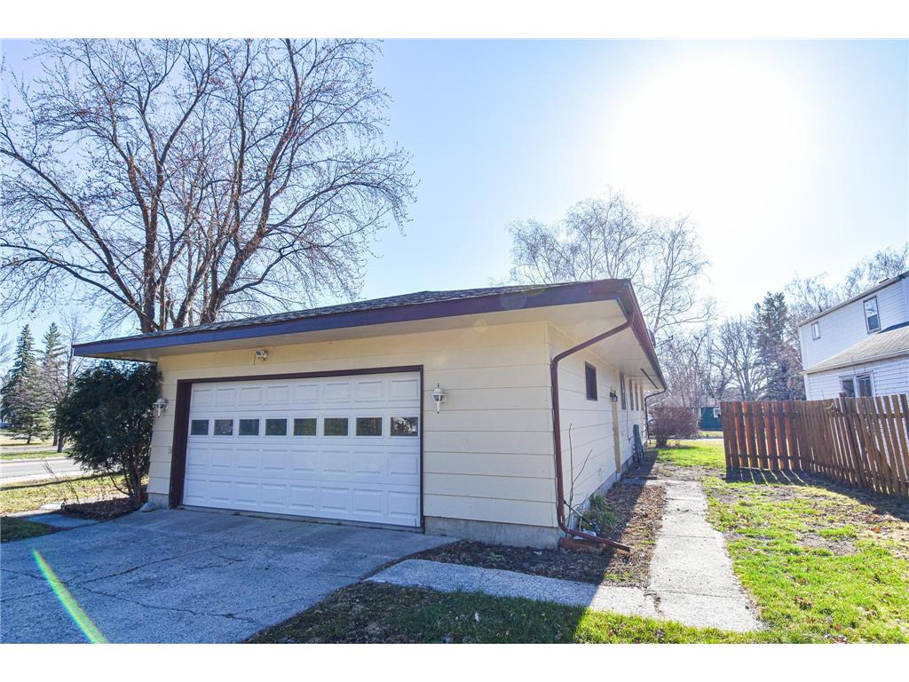 245 Kneale Avenue N Thief River Falls MN 56701 7012552 image22