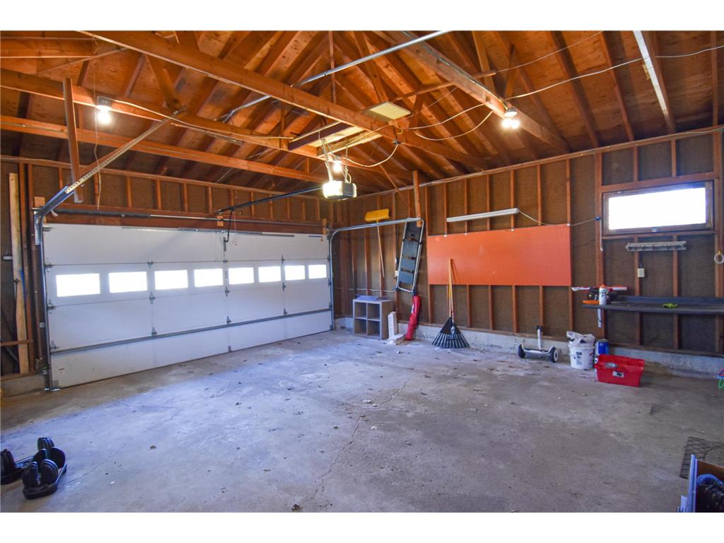 245 Kneale Avenue N Thief River Falls MN 56701 7012552 image24