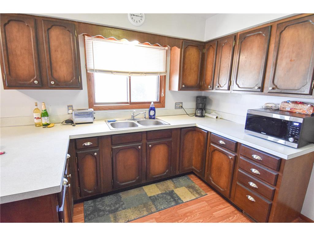 245 Kneale Avenue N Thief River Falls MN 56701 7012552 image6