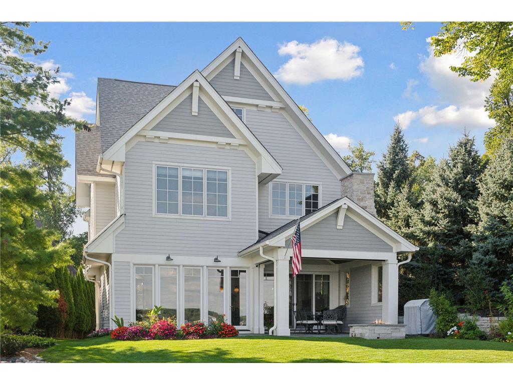 245 Lakeview Avenue Tonka Bay MN 55331 - Lake Minnetonka 7017958 image1