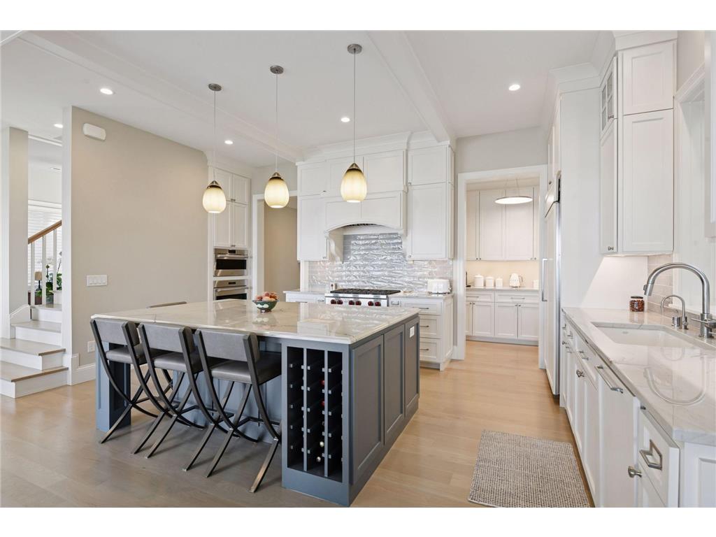 245 Lakeview Avenue Tonka Bay MN 55331 - Lake Minnetonka 7017958 image10