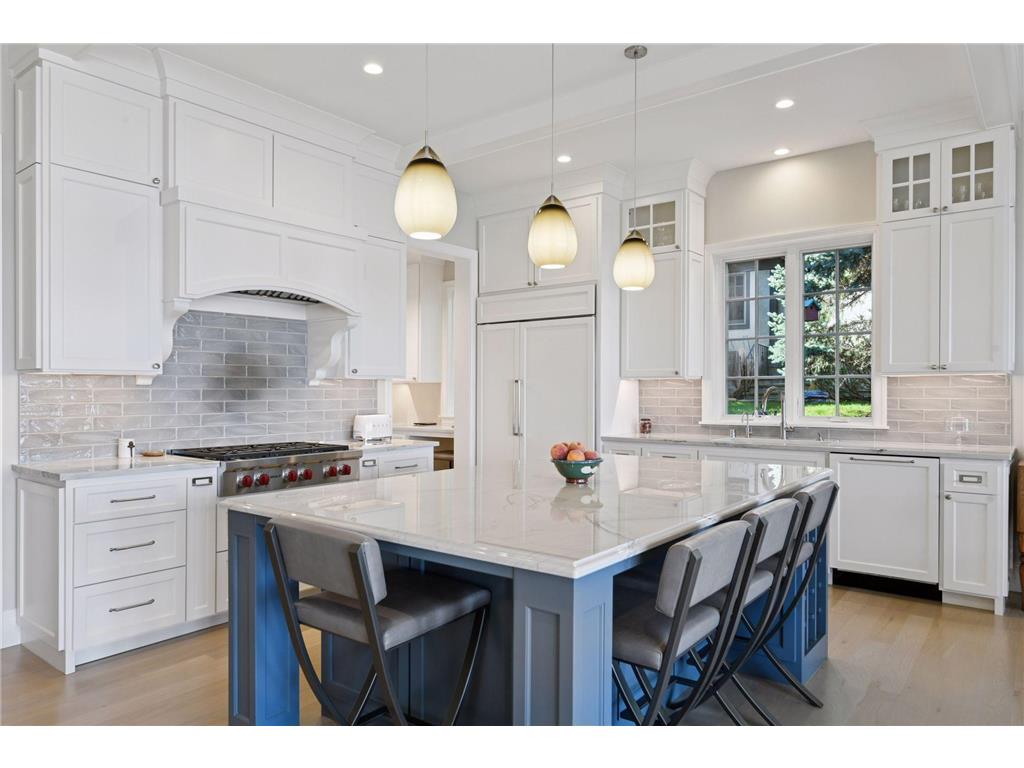 245 Lakeview Avenue Tonka Bay MN 55331 - Lake Minnetonka 7017958 image12