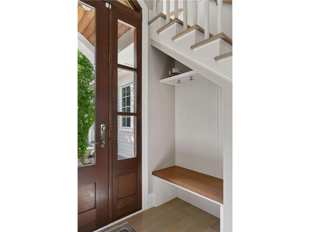 245 Lakeview Avenue Tonka Bay MN 55331 - Lake Minnetonka 7017958 image25