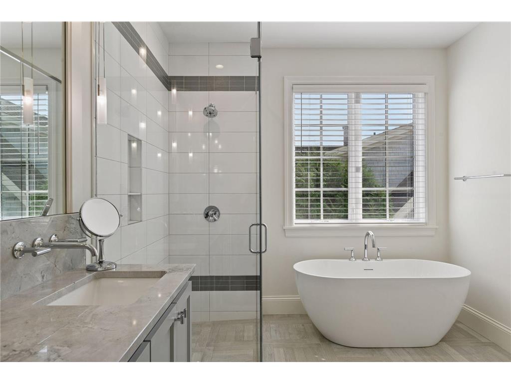 245 Lakeview Avenue Tonka Bay MN 55331 - Lake Minnetonka 7017958 image31