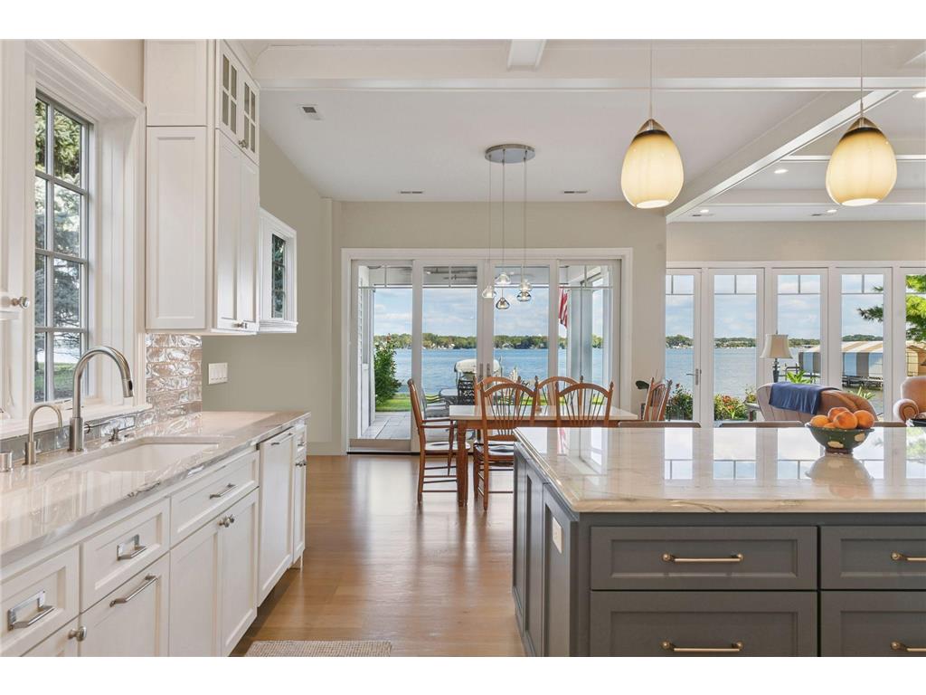 245 Lakeview Avenue Tonka Bay MN 55331 - Lake Minnetonka 7017958 image9