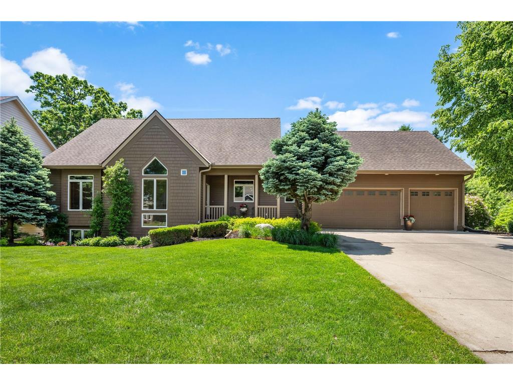 245 Luisa Court Chaska MN 55318 7081225 image1