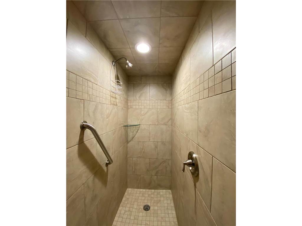 245 N Broadway Alden MN 56009 7020976 image14
