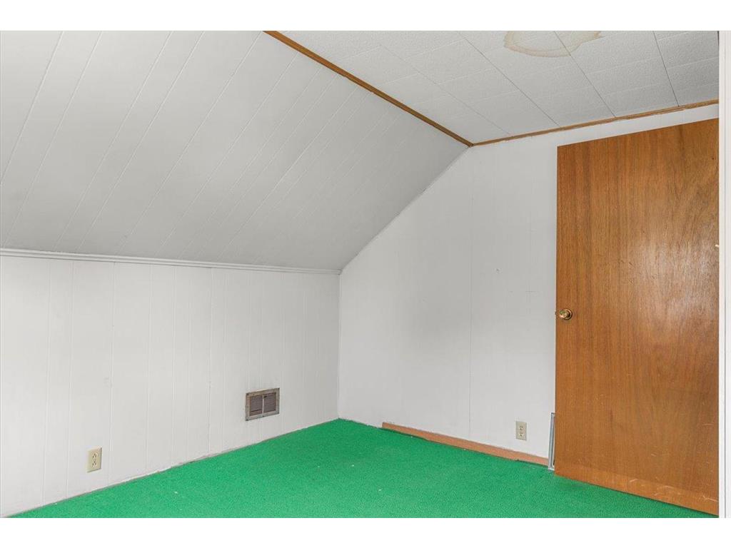 245 N Broadway Alden MN 56009 7020976 image15