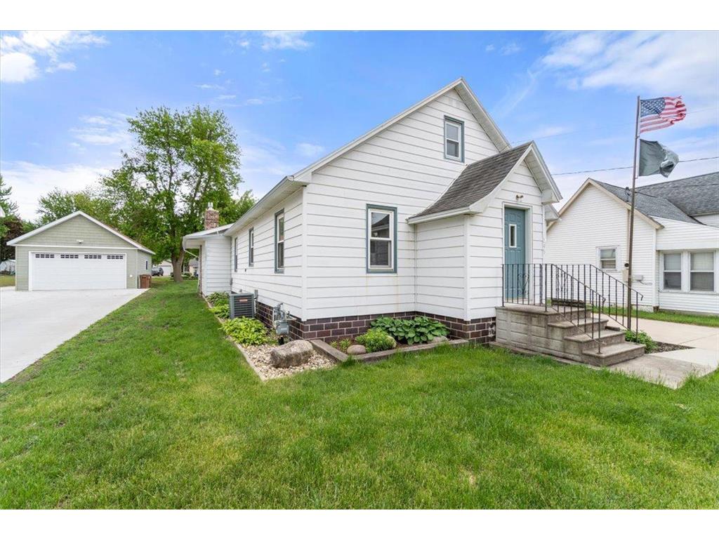 245 N Broadway Alden MN 56009 7020976 image2