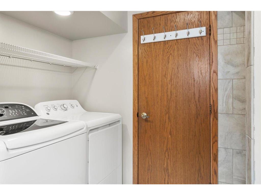 245 N Broadway Alden MN 56009 7020976 image37