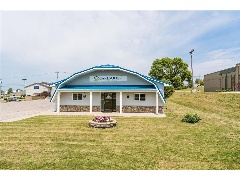 2450 College Way Fergus Falls MN 56537 6410062 image1