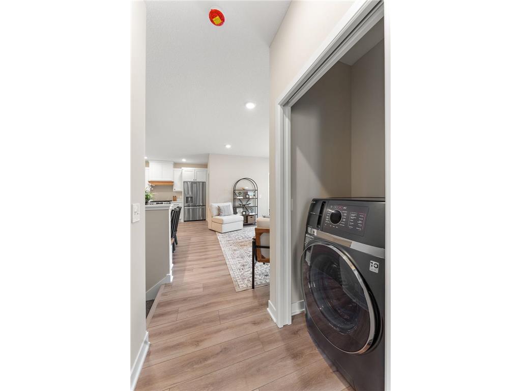 2450 County Road D W Roseville MN 55112 7015204 image14