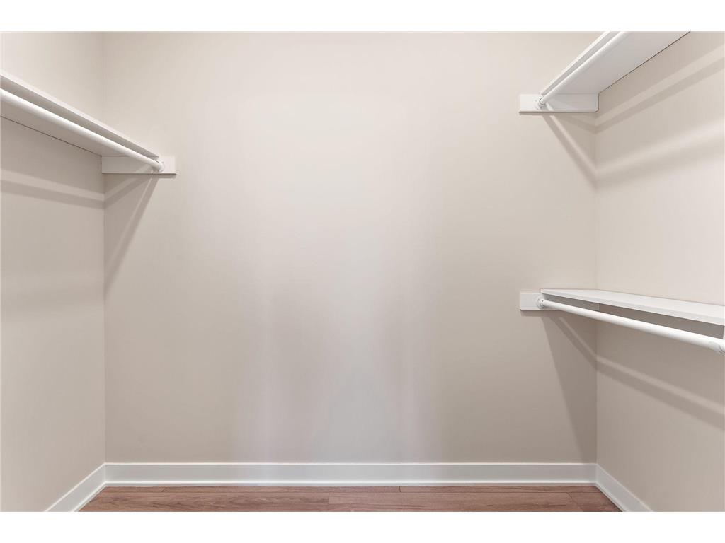 2450 County Road D W Roseville MN 55112 7015204 image17