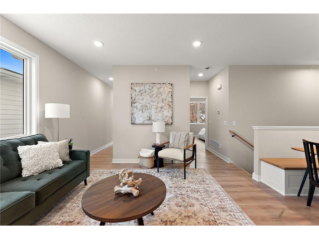 2450 County Road D W Roseville MN 55112 7015204 image2