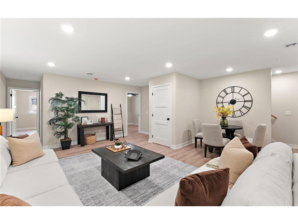 2450 County Road D W Roseville MN 55112 7015204 image24