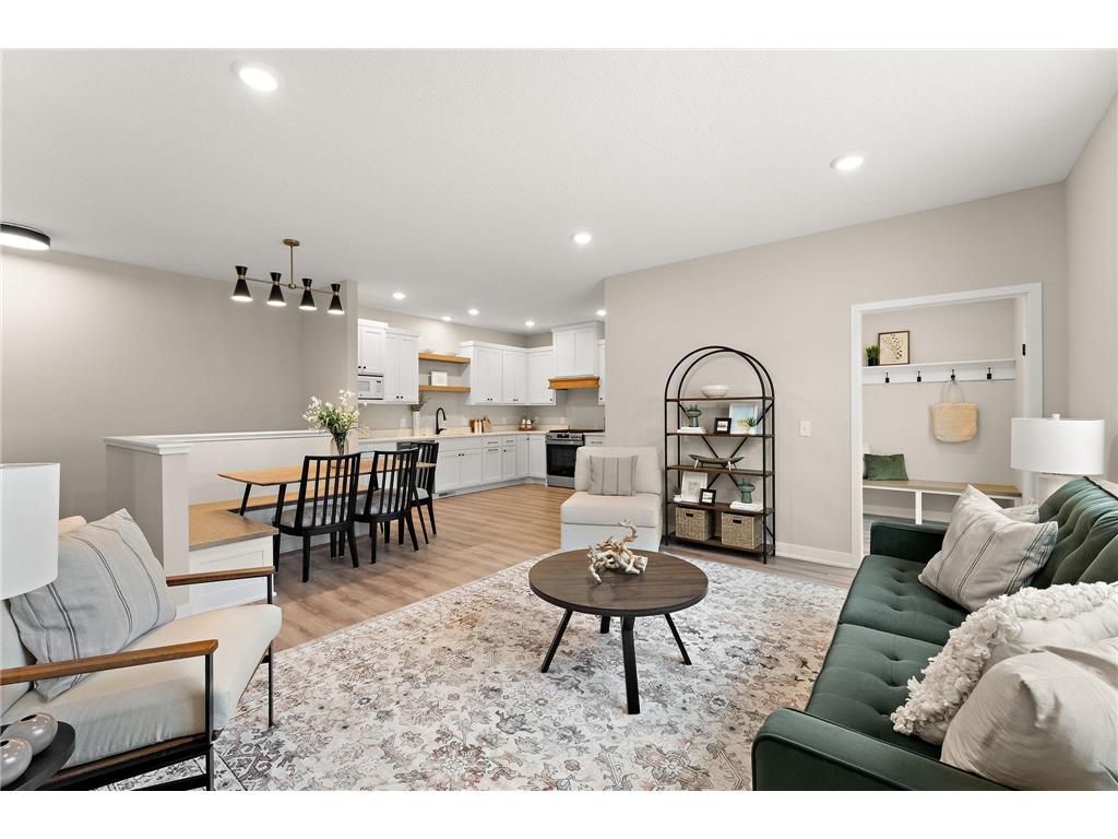 2450 County Road D W Roseville MN 55112 7015204 image3