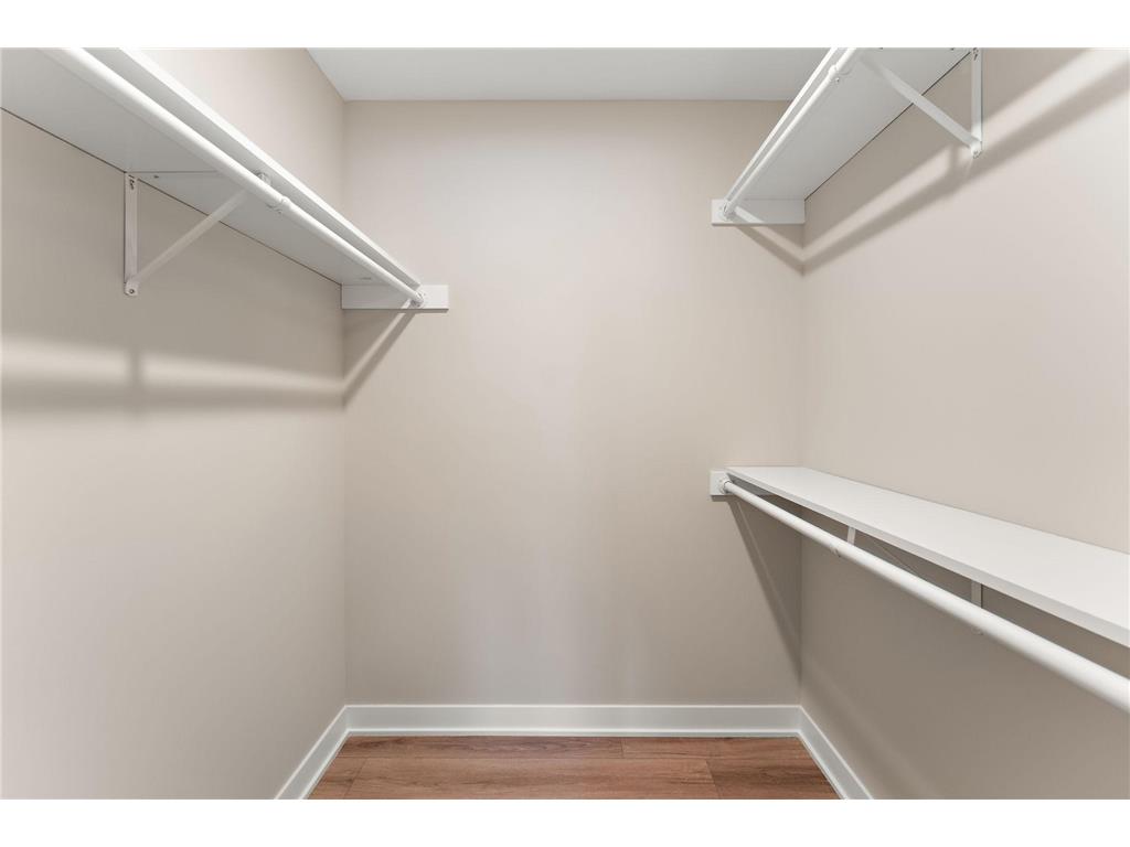 2450 County Road D W Roseville MN 55112 7015204 image35