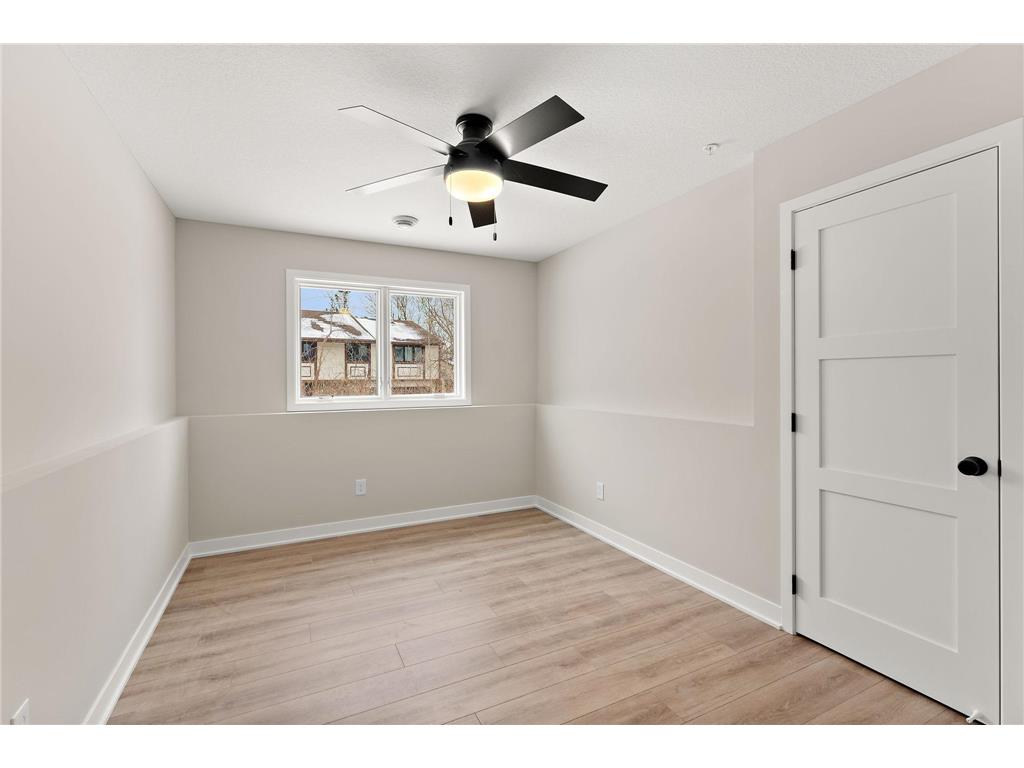 2450 County Road D W Roseville MN 55112 7015204 image37